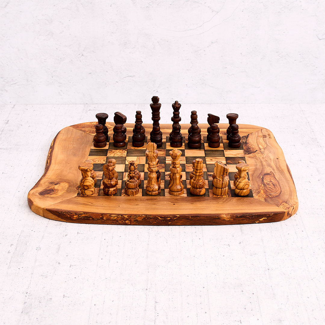 Jeu d'échecs en bois d'olivier – Design italien artisanal
