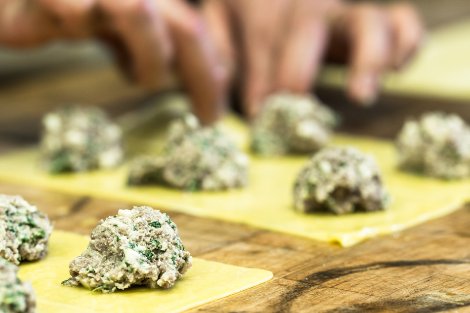 GRANPANZEROTTI MIT RICOTTA, SPINAT UND ZITRONENZESTE